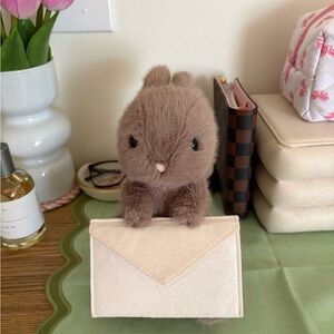 Jellycat messenger bunny retired